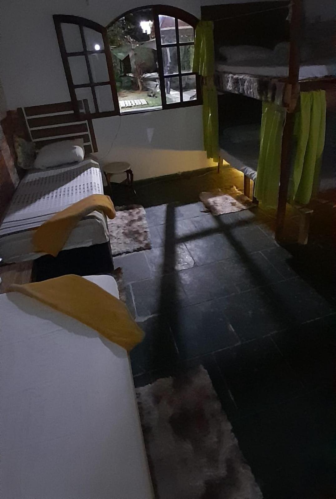Hostel Em Itaipuacu Proximo A Praia E Terminal Da Rua 01 Maricá Buitenkant foto