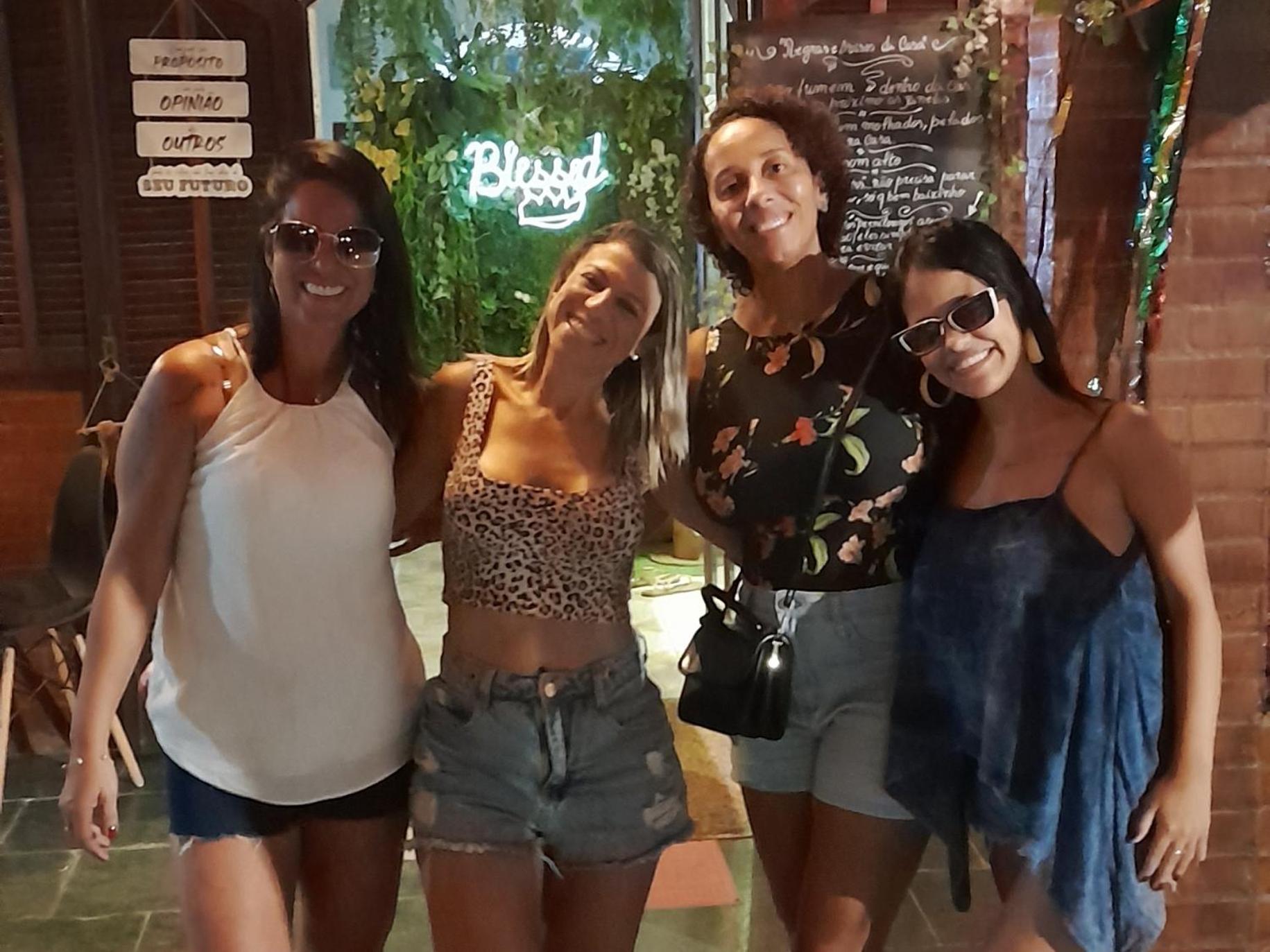Hostel Em Itaipuacu Proximo A Praia E Terminal Da Rua 01 Maricá Buitenkant foto